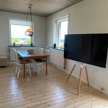 Feriehus Charming House With Sea View And Large Plot