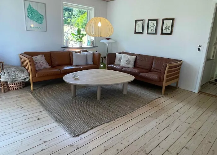 Σπίτι διακοπών Charming House With Sea View And Large Plot Sandkås