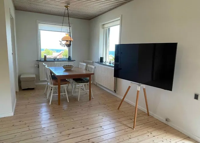 Charming House With Sea View And Large Plot Allinge-Sandvig