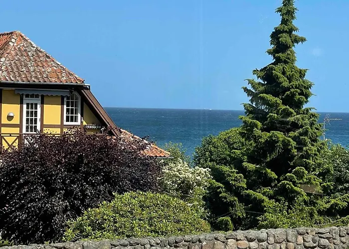 Charming House With Sea View And Large Plot Nyaraló Allinge-Sandvig